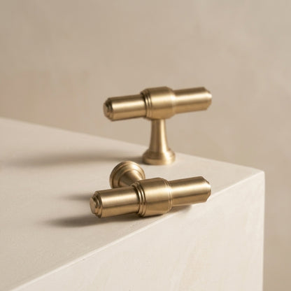 Handle